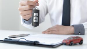 Trouver une voiture adaptée à Toulon avec les solutions ADA